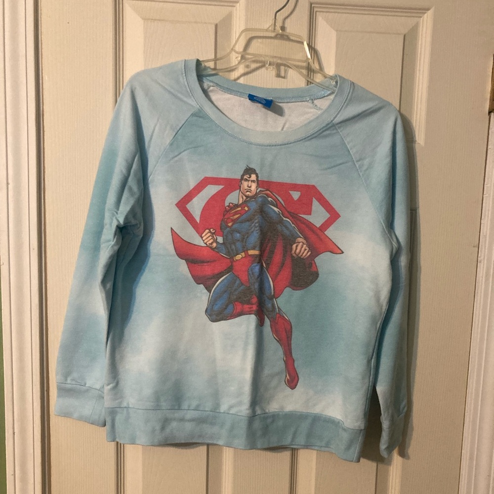 Superman blue sweatshirt juniors size large 11/13
